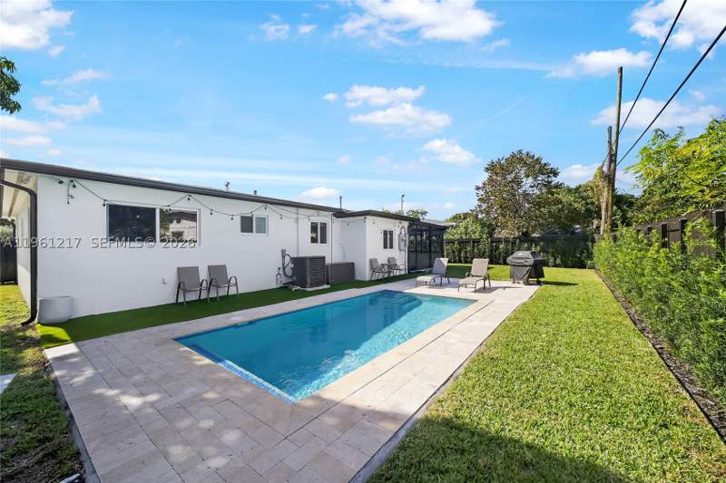 3 bedroom SingleFamilyResidence at 45 NE 124th Ter, Breezeswept Estates, North Miami — photo 3