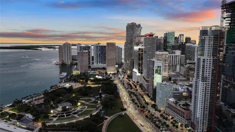 2 bedroom Condominium at 11 NE 6th Street 907, The Crosby, Miami — photo 1