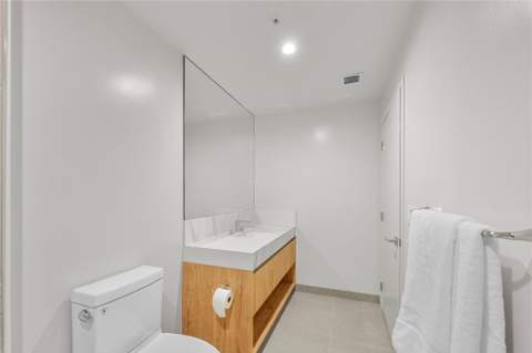 11 NE 6th Street 907, Miami FL - photo 21 of 48
