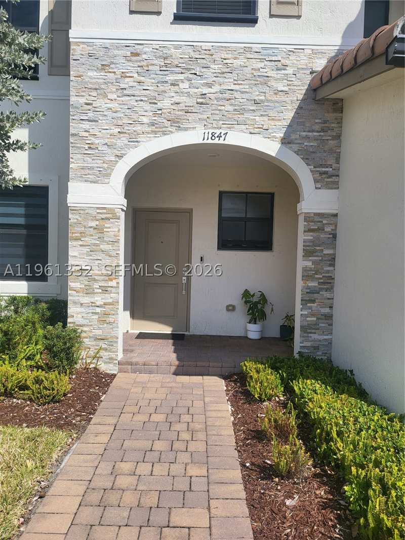 3 bedroom Townhouse at 11847 SW 246th Ter, Silver Palm Residential H, Homestead — photo 1