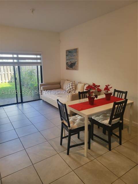 11847 SW 246th Ter, Homestead FL - photo 9 of 14