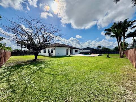 20449 SW 328th St, Homestead FL - photo 15 of 34