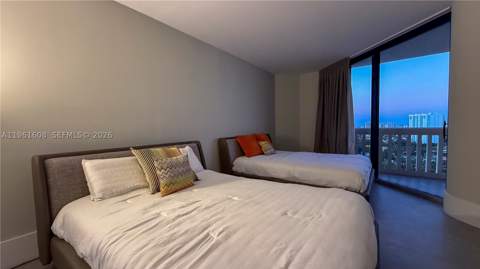 2000 Island Blvd 2404, Aventura FL - photo 20 of 40