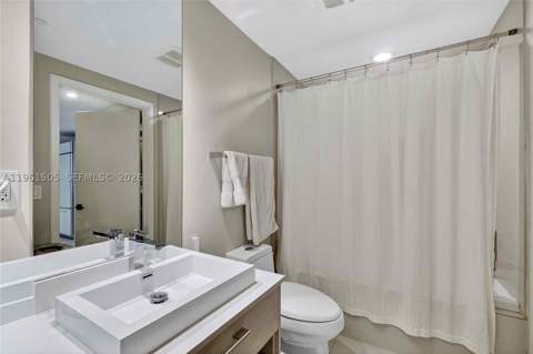 45 SW 9th St 3807, Miami FL - photo 13 of 55