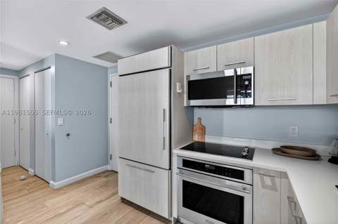 45 SW 9th St 3807, Miami FL - photo 7 of 55