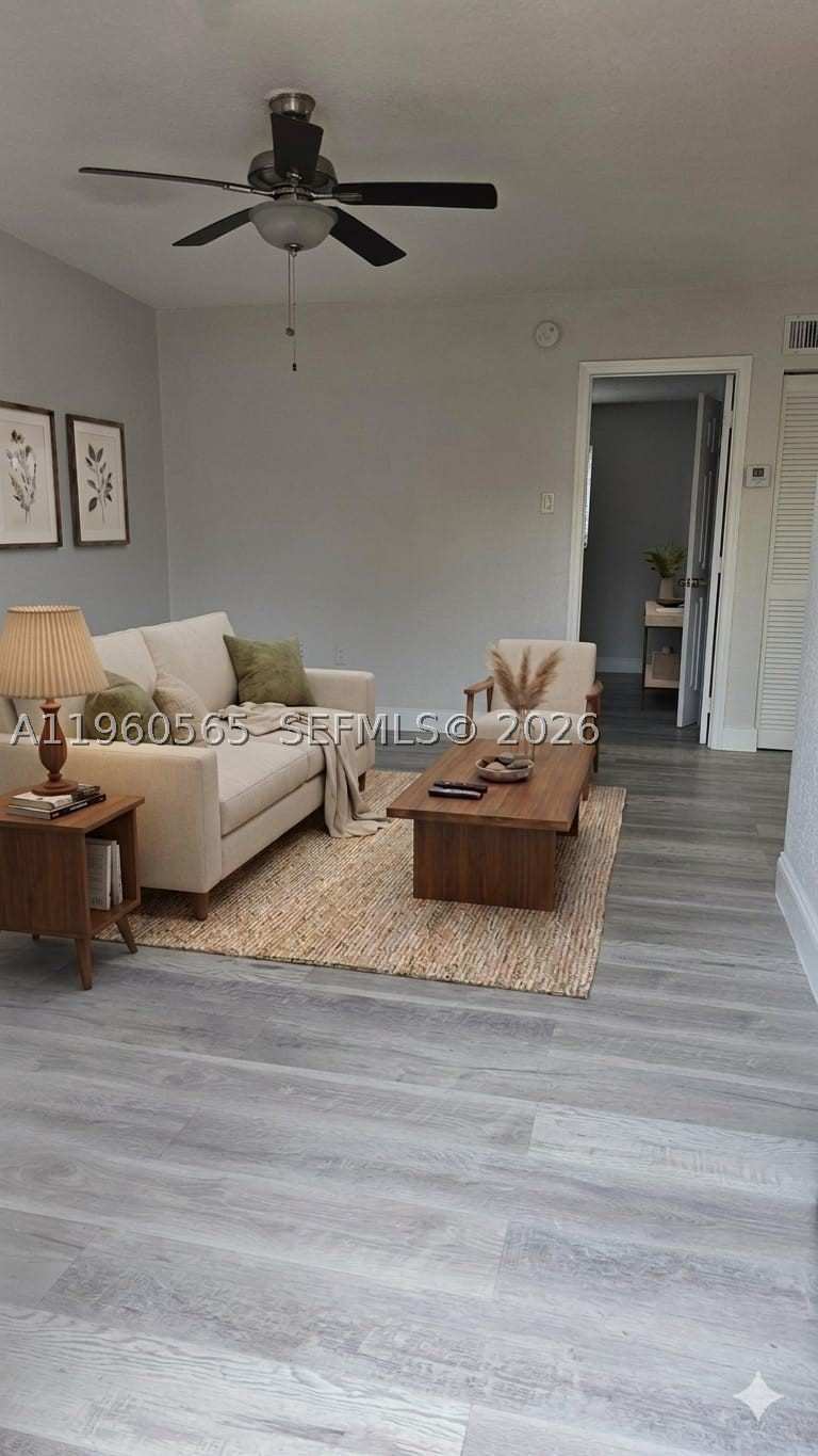1 bedroom Condominium at 3800 SW 102nd Ave 221, Bird Road Condo, Miami — photo 1