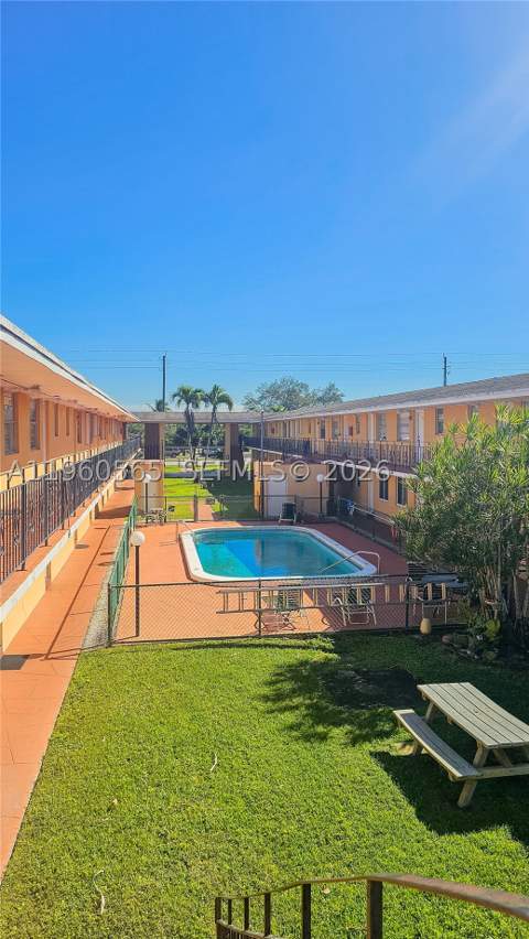 3800 SW 102nd Ave 221, Miami FL - photo 6 of 10