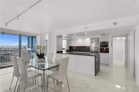 2655 Collins Ave Ph06/08, Miami Beach FL - photo 13 of 39