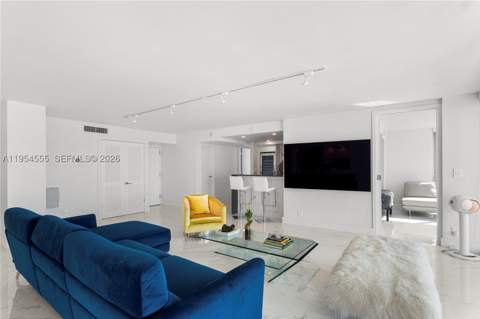 2655 Collins Ave Ph06/08, Miami Beach FL - photo 6 of 39