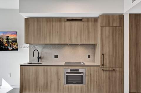 121 NE 5th Street 1001B, Miami FL - photo 13 of 28