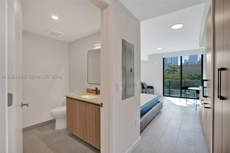 0 bedroom Condominium at 121 NE 5th Street 401B, 501 First Residences, Miami — photo 3