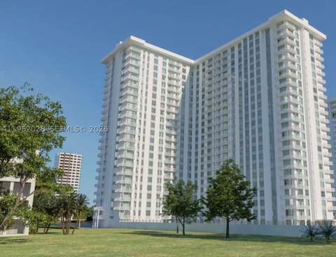 231 174th St 1706, Sunny Isles Beach FL - photo 10 of 14