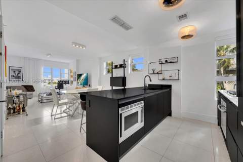 3739 Collins Ave N-207, Miami Beach FL - photo 15 of 19