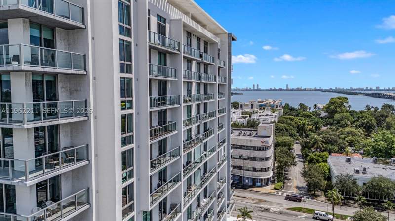 1 bedroom Condominium at 3900 Biscayne Blvd S-904, Quadro Condo, Miami — photo 4