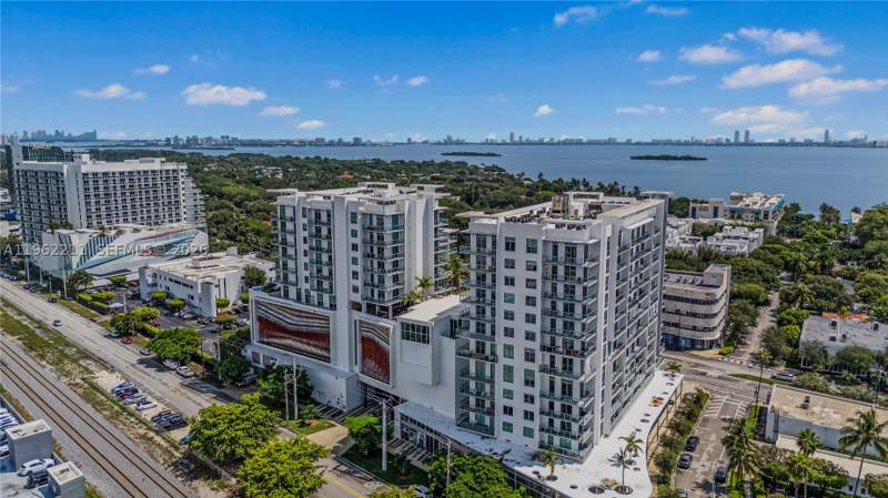 1 bedroom Condominium at 3900 Biscayne Blvd S-904, Quadro Condo, Miami — photo 5