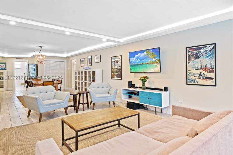 3 bedroom Condominium at 600 Grapetree Dr 3DS, Mar Azul, Key Biscayne — photo 4