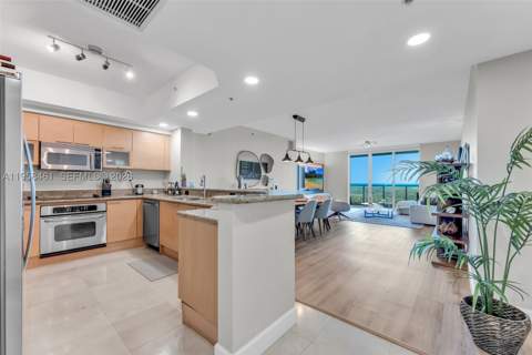 14951 Royal Oaks Ln 2201, North Miami FL - photo 12 of 23