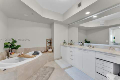 14951 Royal Oaks Ln 2201, North Miami FL - photo 9 of 23