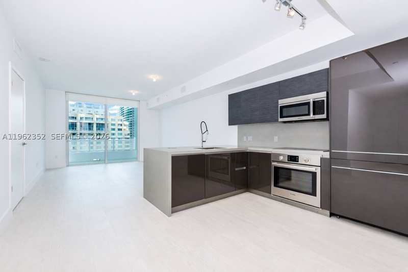1 bedroom Condominium at 1080 Brickell Ave 1706, The Bond, Miami — photo 1