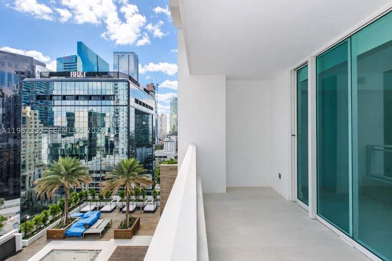 1 bedroom Condominium at 1080 Brickell Ave 1706, The Bond, Miami — photo 2