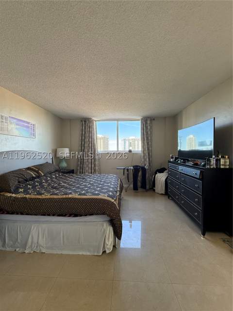 19370 Collins Ave 1022, Sunny Isles Beach FL - photo 9 of 11