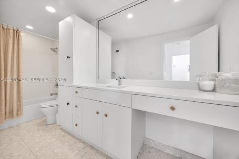 90 Edgewater Dr Ph25, Coral Gables FL - photo 10 of 20