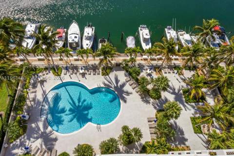 90 Edgewater Dr Ph25, Coral Gables FL - photo 13 of 20