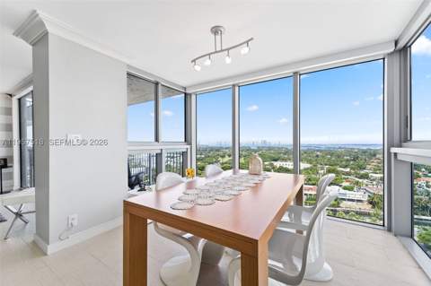 2655 Collins Ave 2301, Miami Beach FL - photo 8 of 46