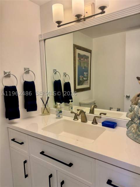 3750 NE 169 St Apt.G.405, North Miami Beach FL - photo 10 of 33