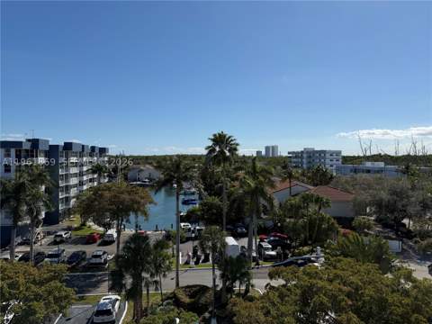 16546 NE 26th Ave 6H, North Miami Beach FL - photo 16 of 23