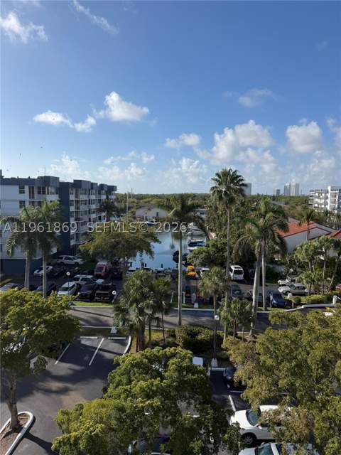 16546 NE 26th Ave 6H, North Miami Beach FL - photo 8 of 23