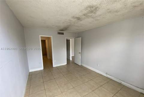 1800 Sans Souci Blvd 119, North Miami FL - photo 15 of 17