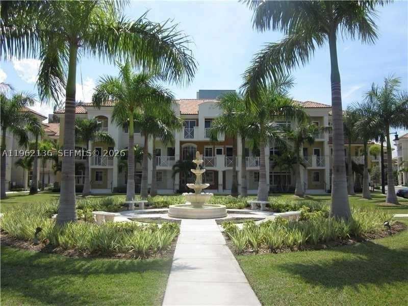 2 bedroom Townhouse at 18402 NE 27 Ct 124, Merco At Aventura, Aventura — photo 1