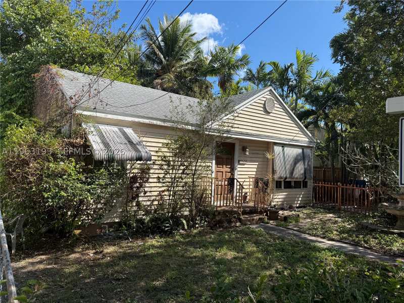 4 bedroom SingleFamilyResidence at 4125 SW 62nd Ave, McKeever Terr, South Miami — photo 1