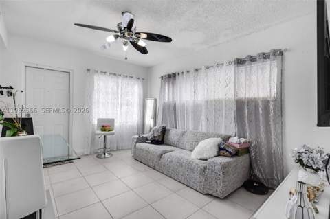 941 SW 31st Ct, Miami FL - photo 11 of 34