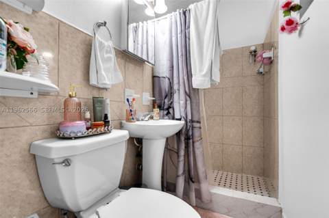 941 SW 31st Ct, Miami FL - photo 7 of 34