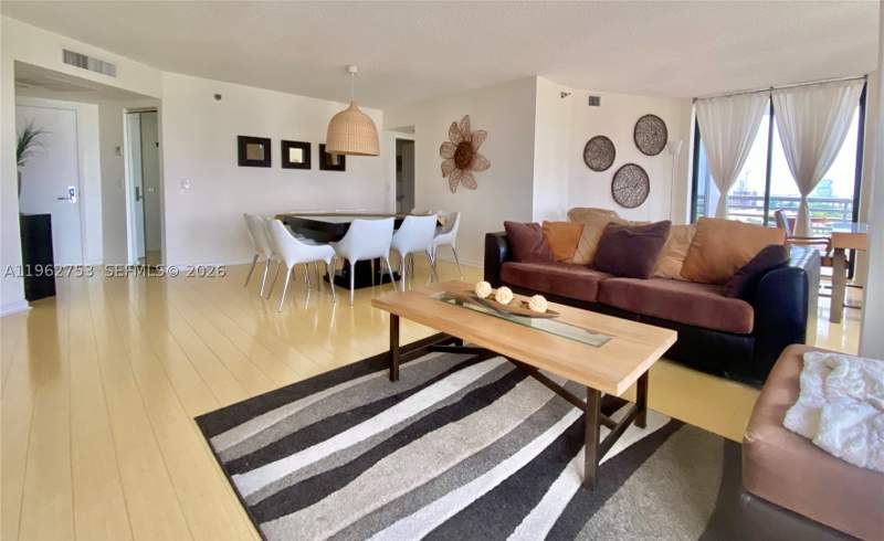 2 bedroom Condominium at 3300 NE 191st St 1807, Parc Central Aventura Sou, Aventura — photo 3