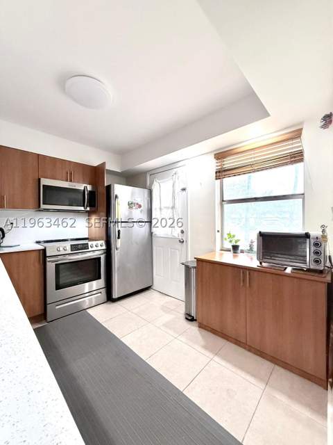 1501 NE 191st St C114, Miami FL - photo 8 of 28