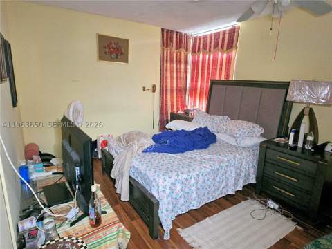 940 NE 199th St 114, Miami FL - photo 12 of 28