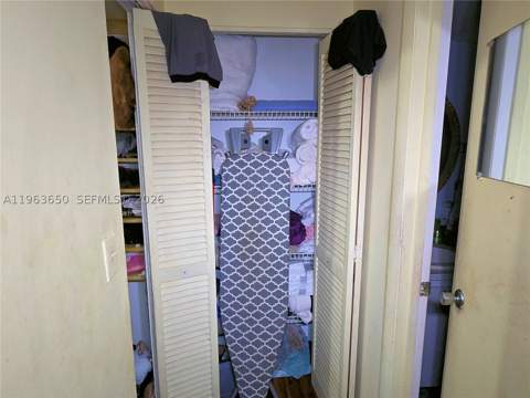 940 NE 199th St 114, Miami FL - photo 16 of 28