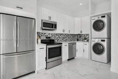 2360 Rutland St, Opa Locka FL - photo 13 of 36