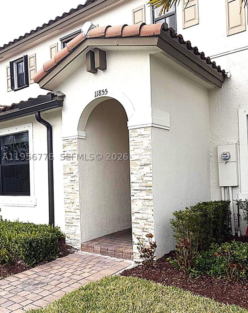 3 bedroom Townhouse at 11855 SW 246th Ter, Silver Palm Residential H, Homestead — photo 2