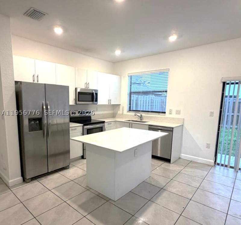 3 bedroom Townhouse at 11855 SW 246th Ter, Silver Palm Residential H, Homestead — photo 5