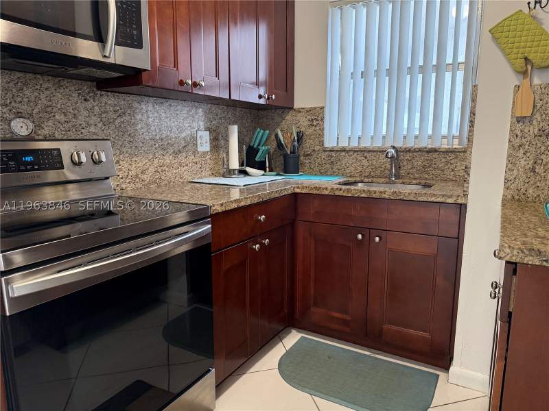 2 bedroom Condominium at 8821 W Flagler St 411, The Greens Condo, Miami — photo 5