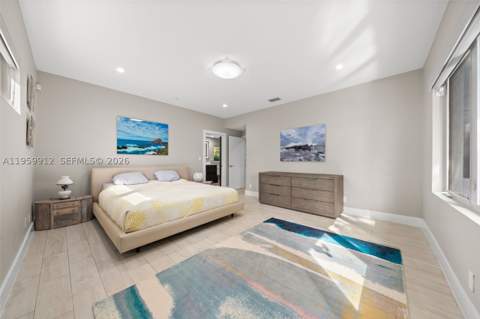 4595 N Jefferson Ave, Miami Beach FL - photo 16 of 25