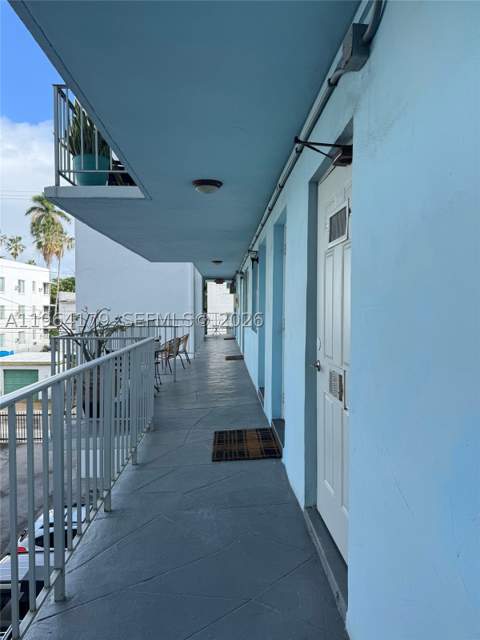 801 Meridian Ave 3B, Miami Beach FL - photo 8 of 15