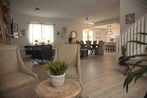 15105 SW 180th St, Miami FL - photo 7 of 21