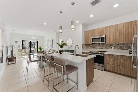 8301 NW 41st St B-407, Doral FL - photo 6 of 52