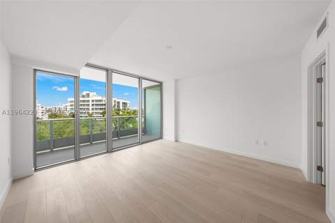9201 E Bay Harbor Drive 502, Bay Harbor Islands FL - photo 10 of 17