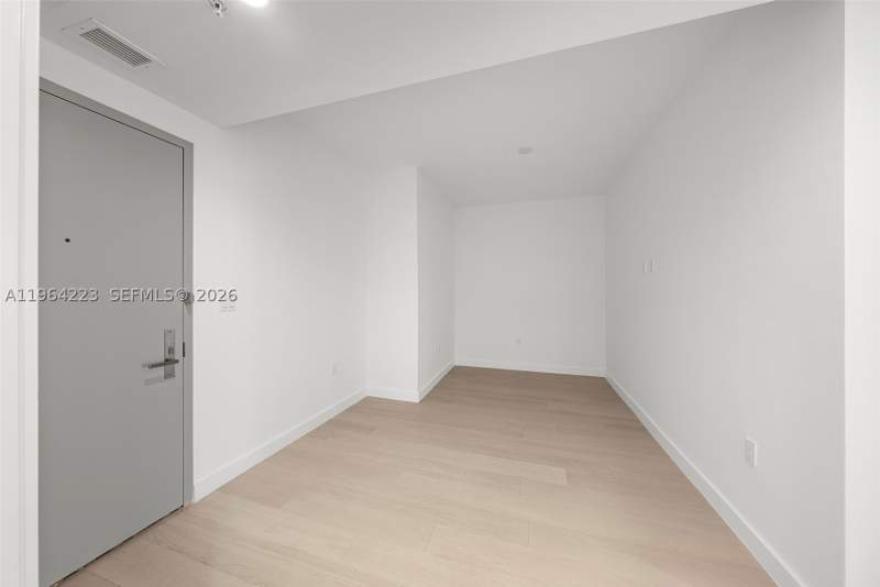 3 bedroom Condominium at 9201 E Bay Harbor Drive 502, La Baia Bay Harbor Islands, Bay Harbor Islands — photo 4